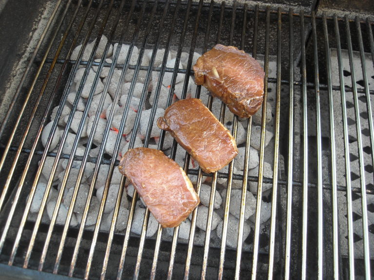Steaks with cross-hatch marks